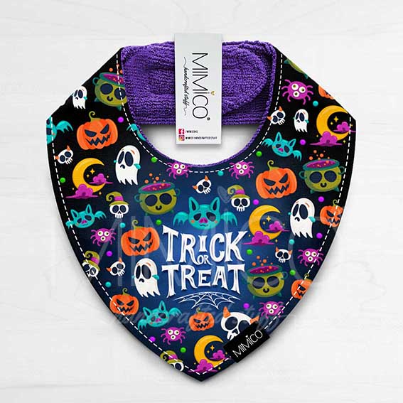 Bandana Bib Trick or Treat